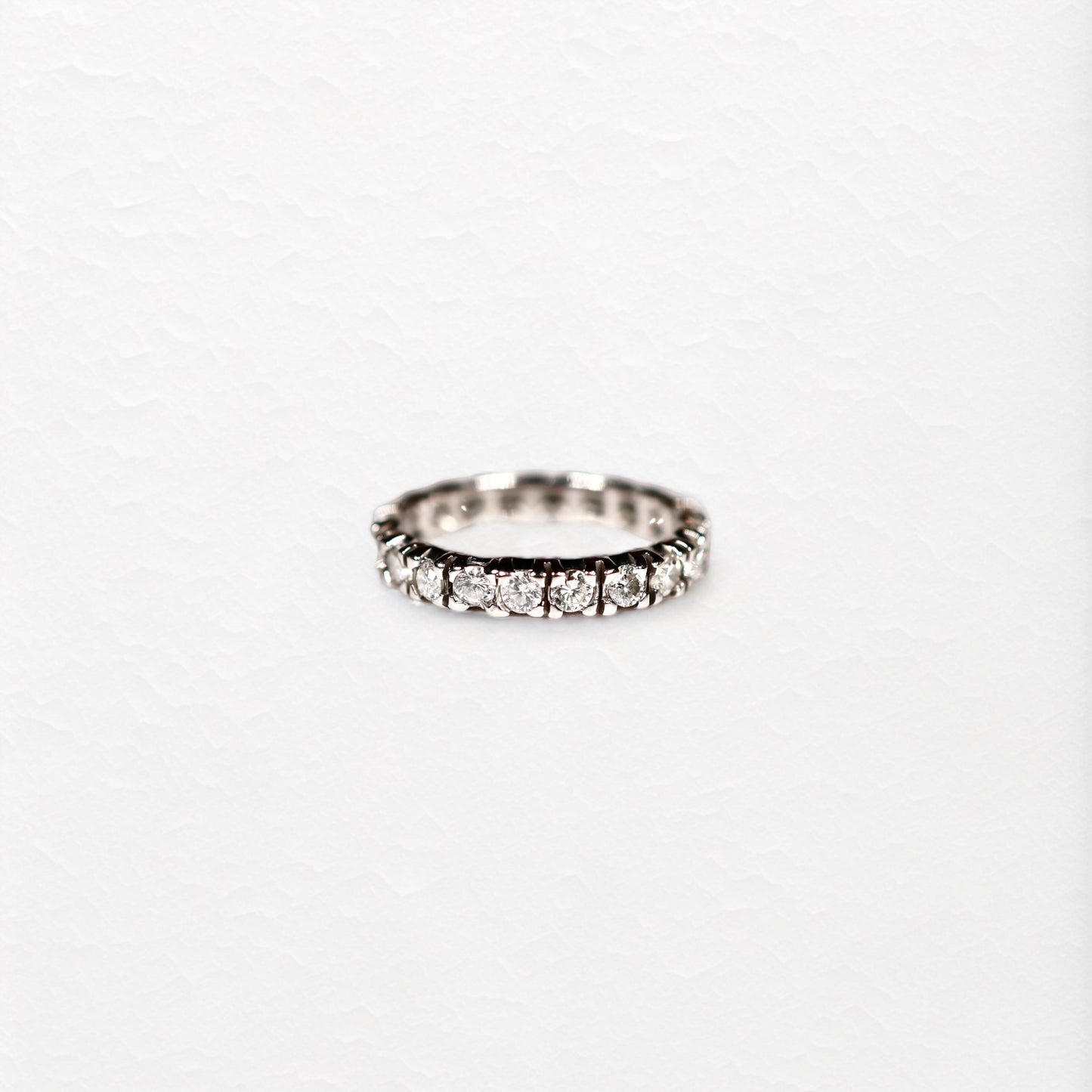 Gleam Ring in White Gold