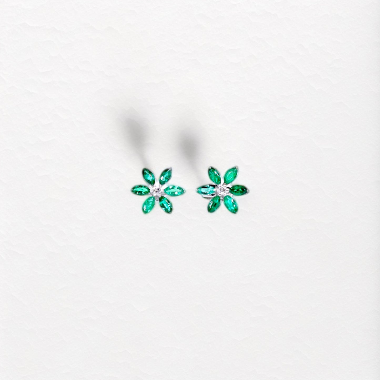 Bloom Earrings in White Gold