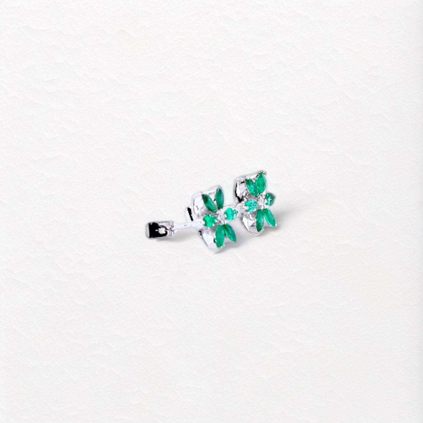 Bloom Earrings in White Gold
