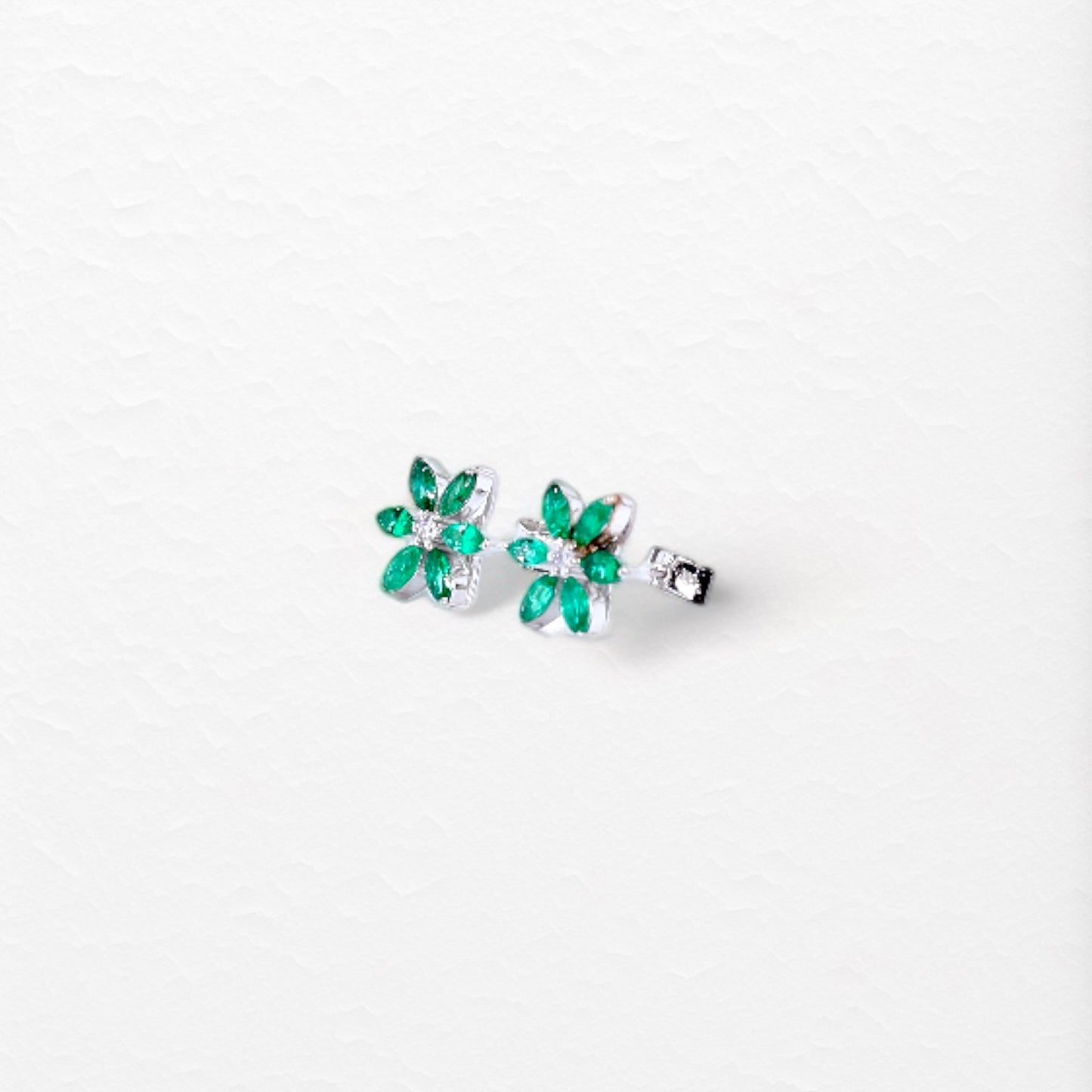 Bloom Earrings in White Gold