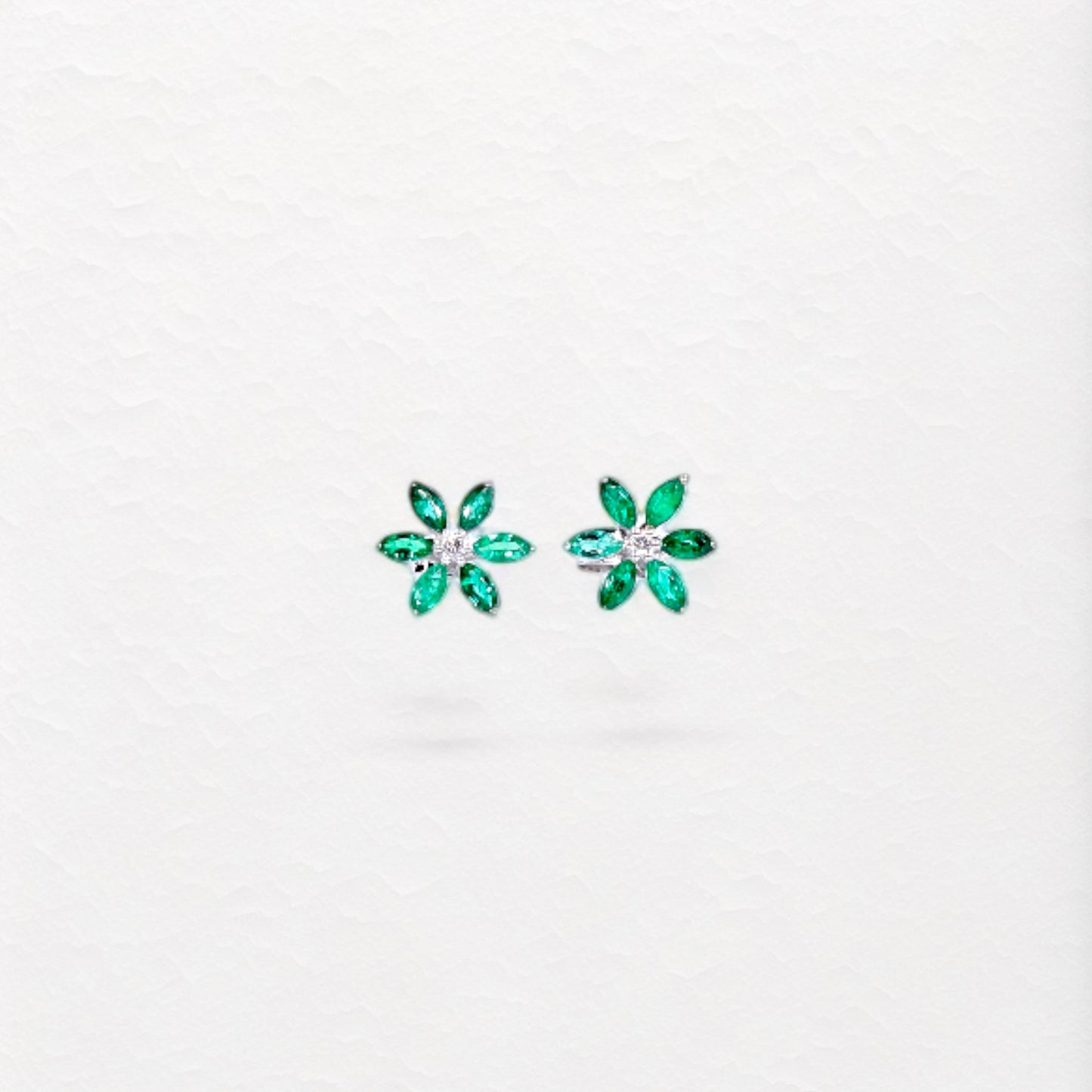 Bloom Earrings in White Gold