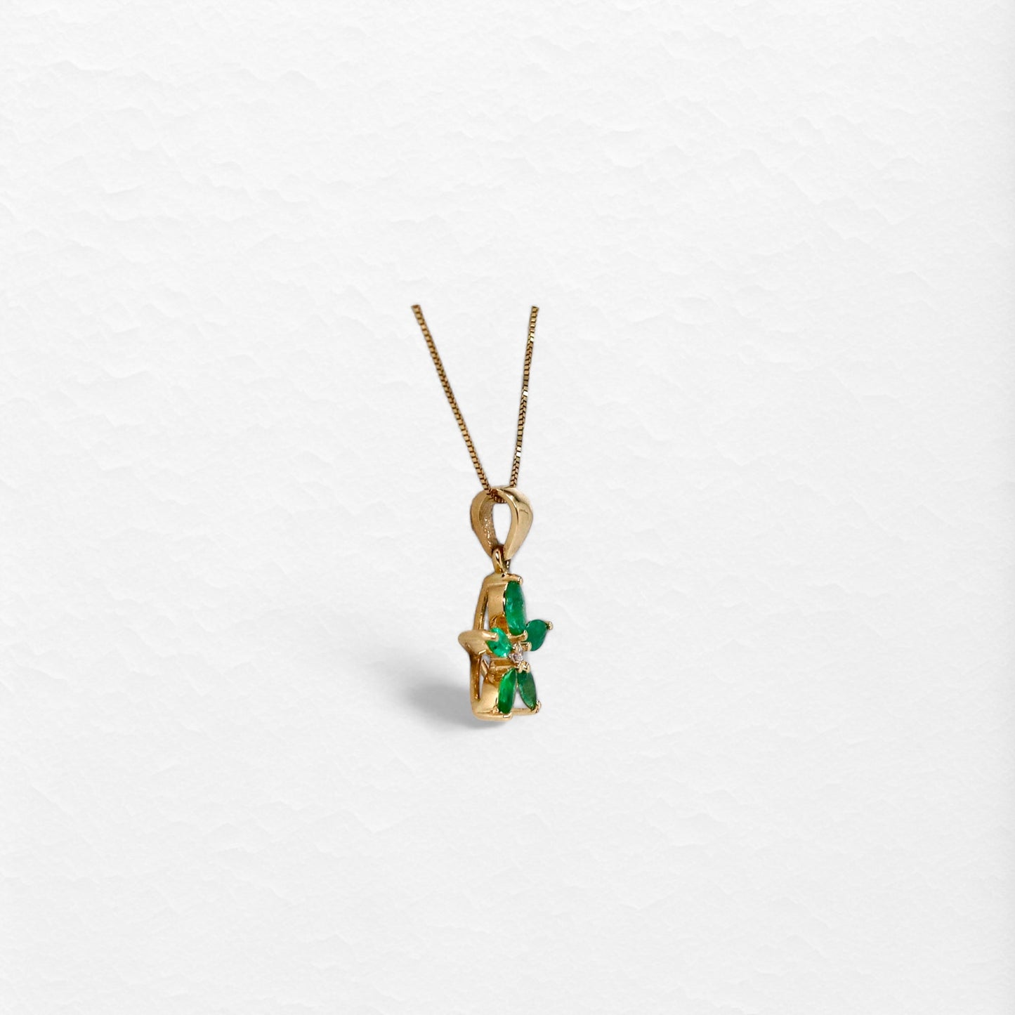 Bloom Necklace in Yellow Gold