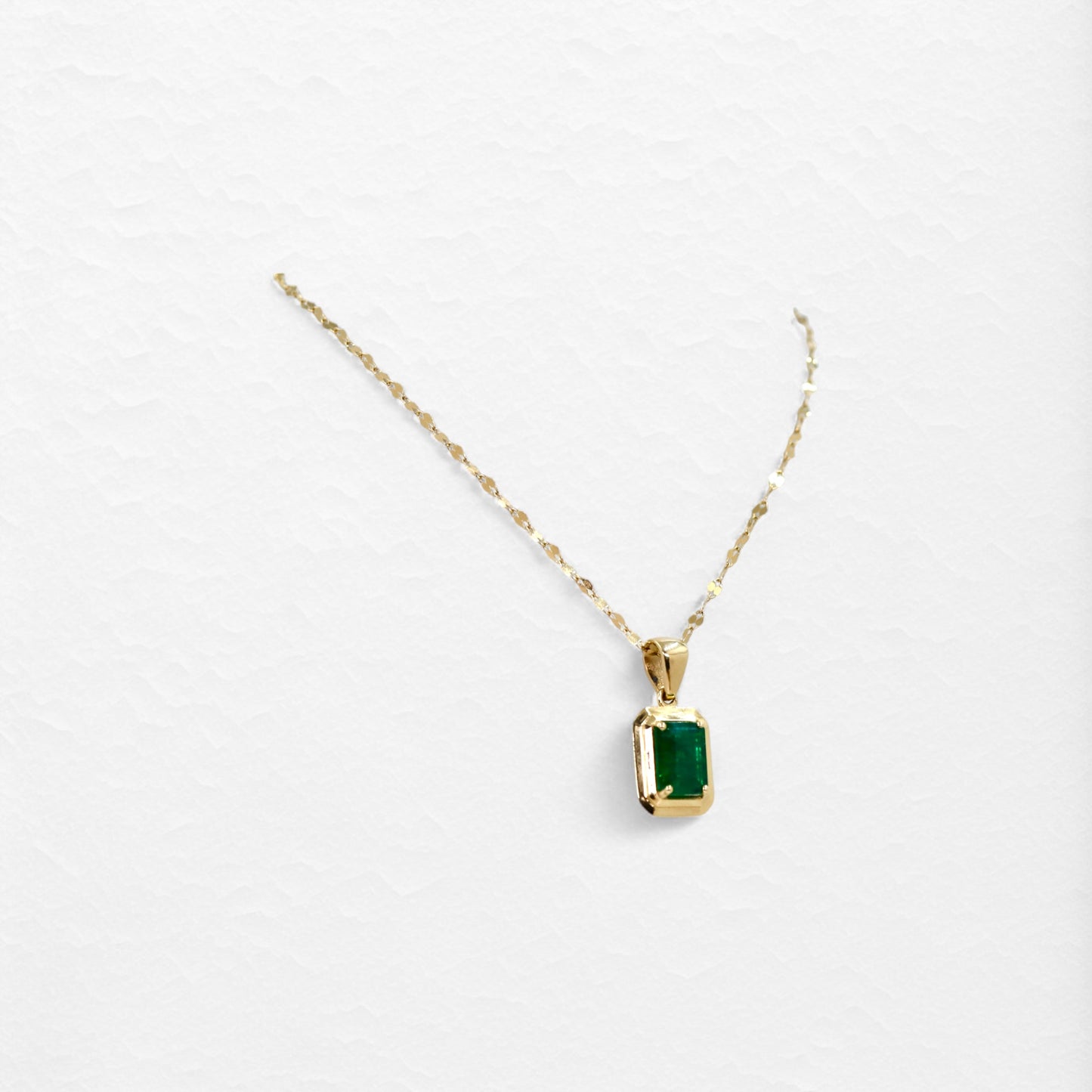 Eterna Pendant