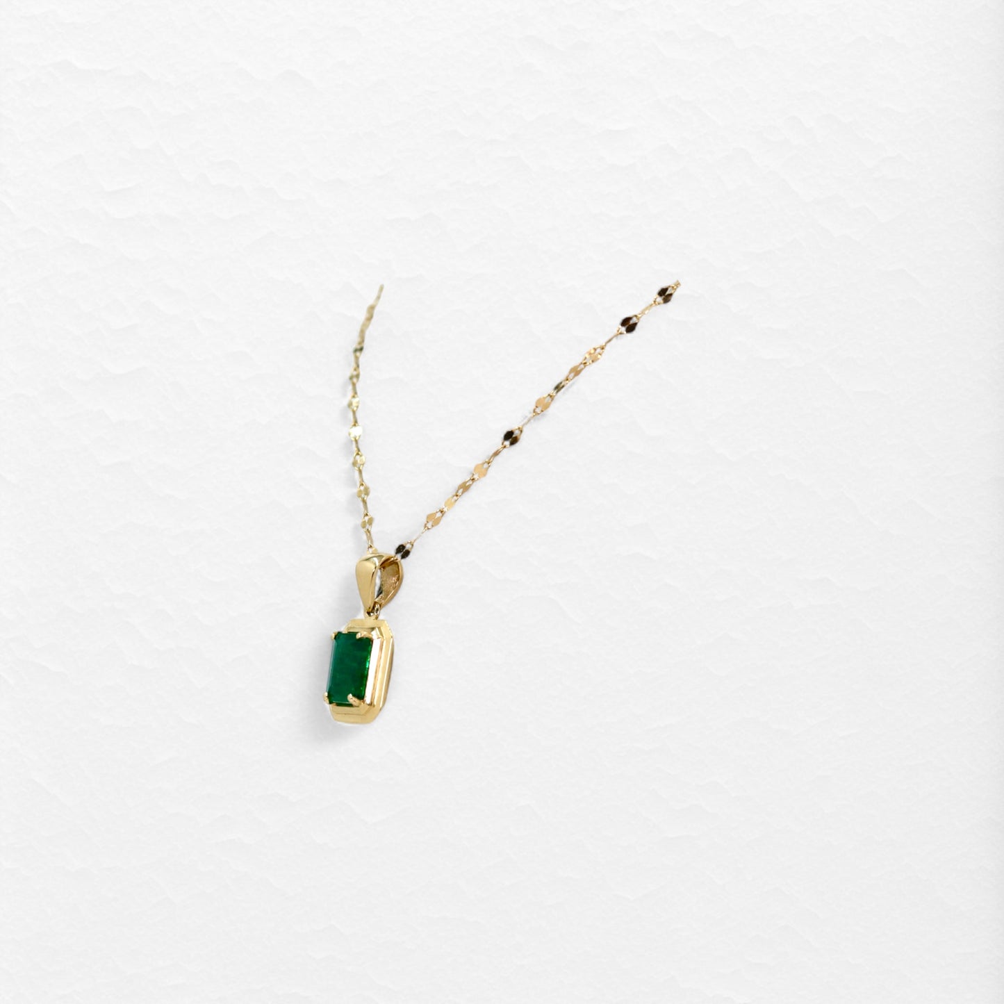 Eterna Pendant
