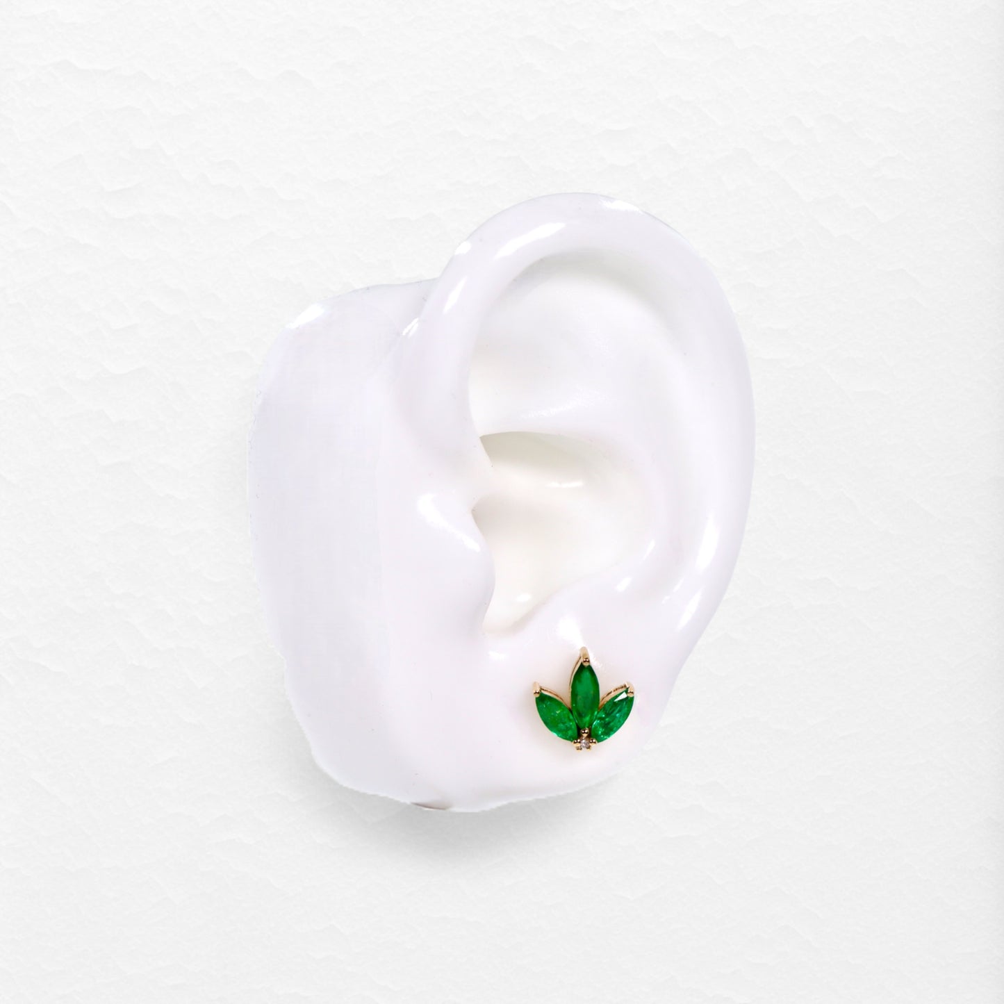 Evergreen Earrings in Yellow Gold