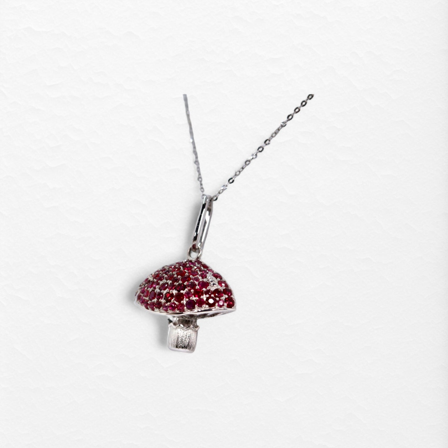 Magic pendant